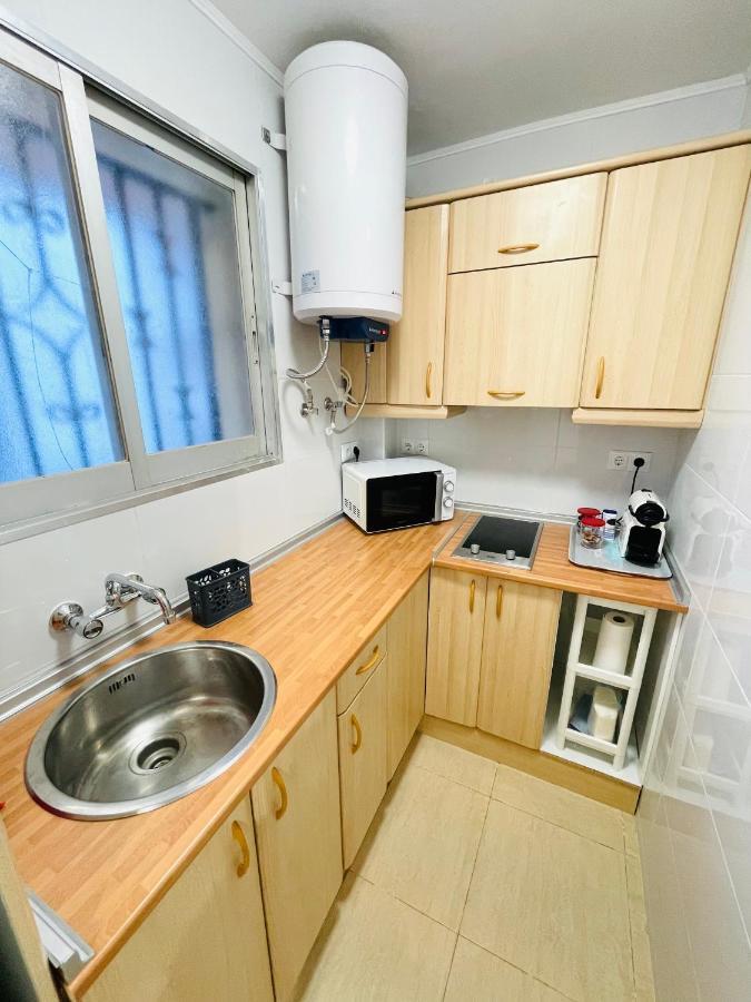 Renovado Apartamento En Zona Residencial A Pasos Del Mar Salou Exterior photo